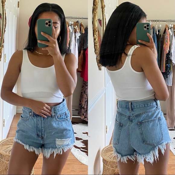 superdown Pants - Superdown Hi Rise Cheeky Frayed Hem Jean Shorts 27